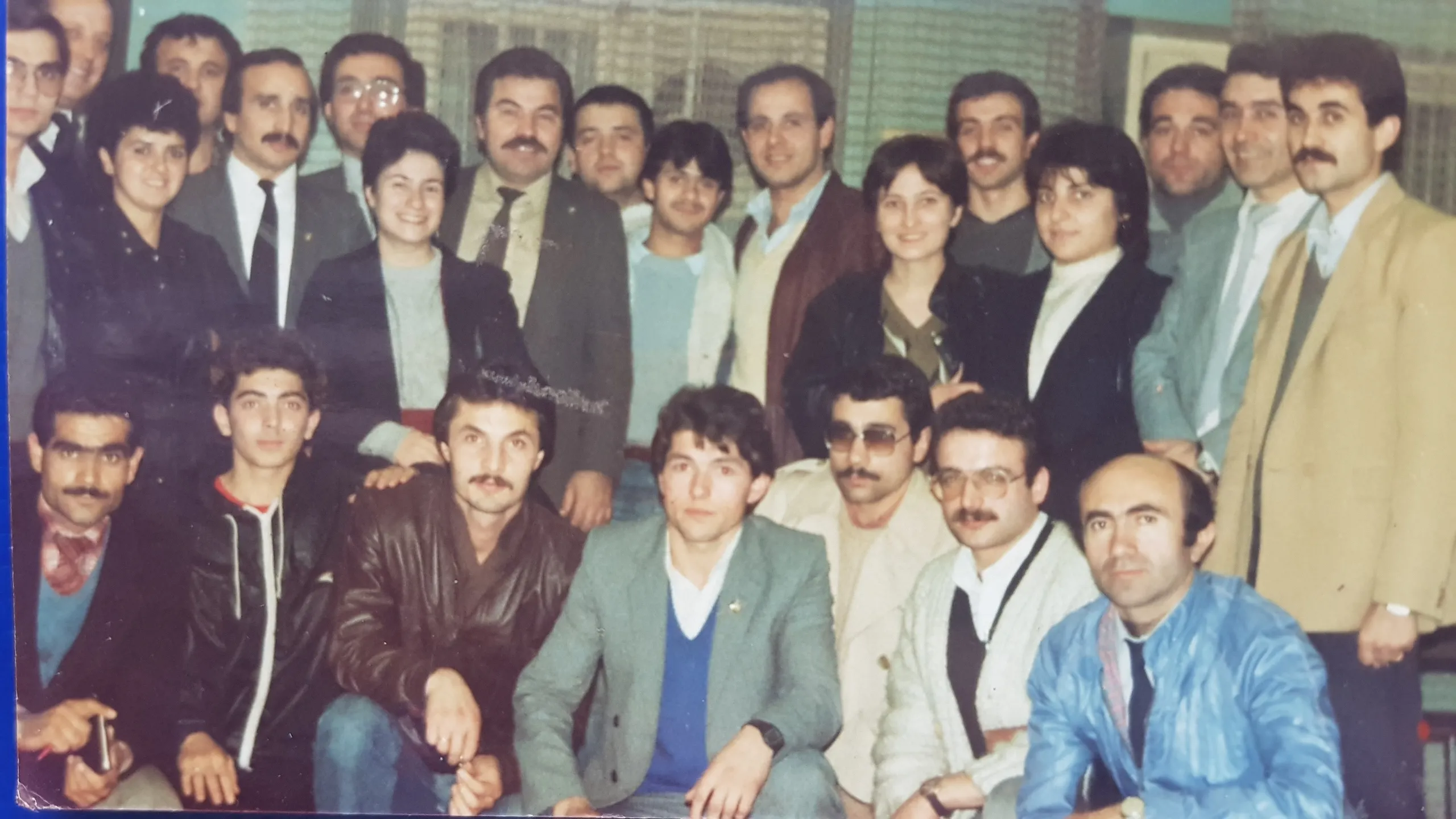 İstanbulun Taekwondo Antrenörleri Şükrü kınataş, Aslan Sağlam , Turgut Uçan yalçın ece,Rahmetli Enver Çoğaç, Rahmeti Mehmet Kartal, Tamer Taşpınar ve diğer Antrenörlerle